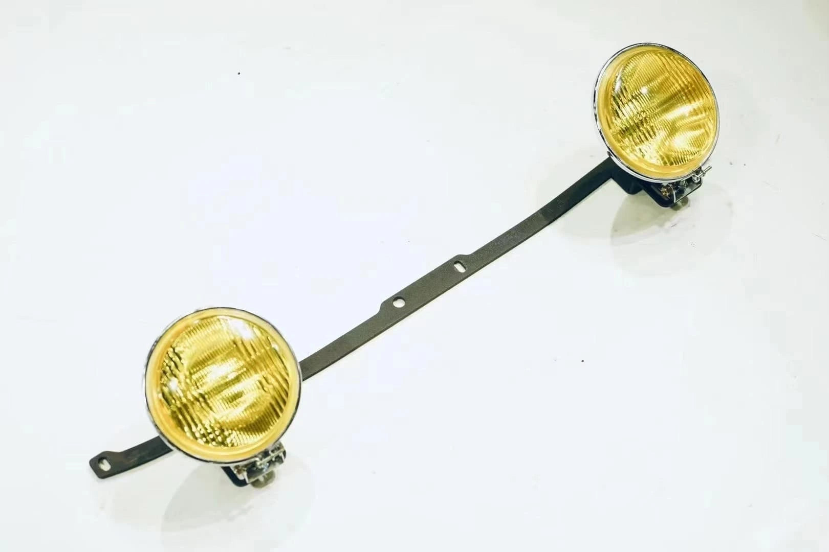 Front grille fog light bracket mount for Land Cruiser 100 with 2 amber led light