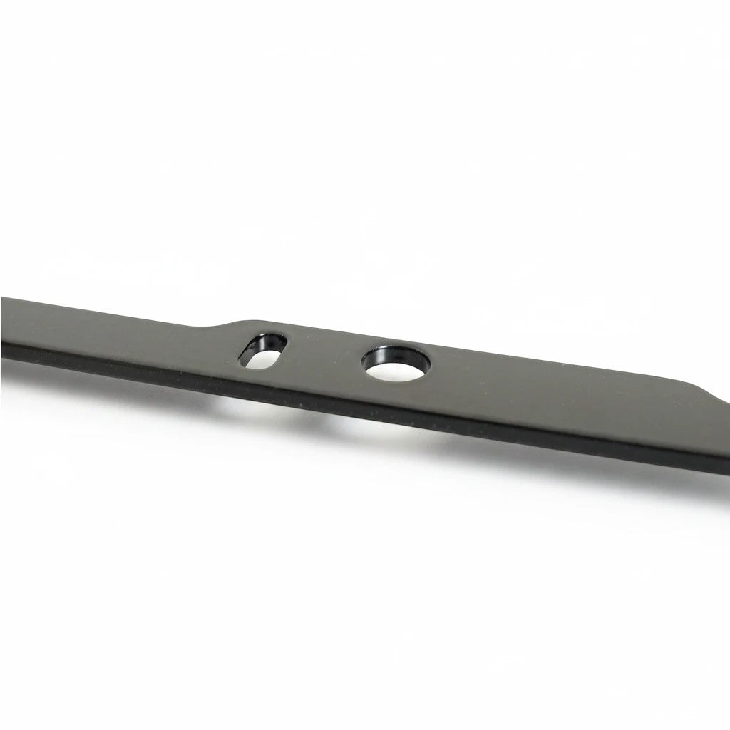 Ninja Cruiser black steel dual light bracket for Land Cruiser 100 Series & LX470 front bumper.