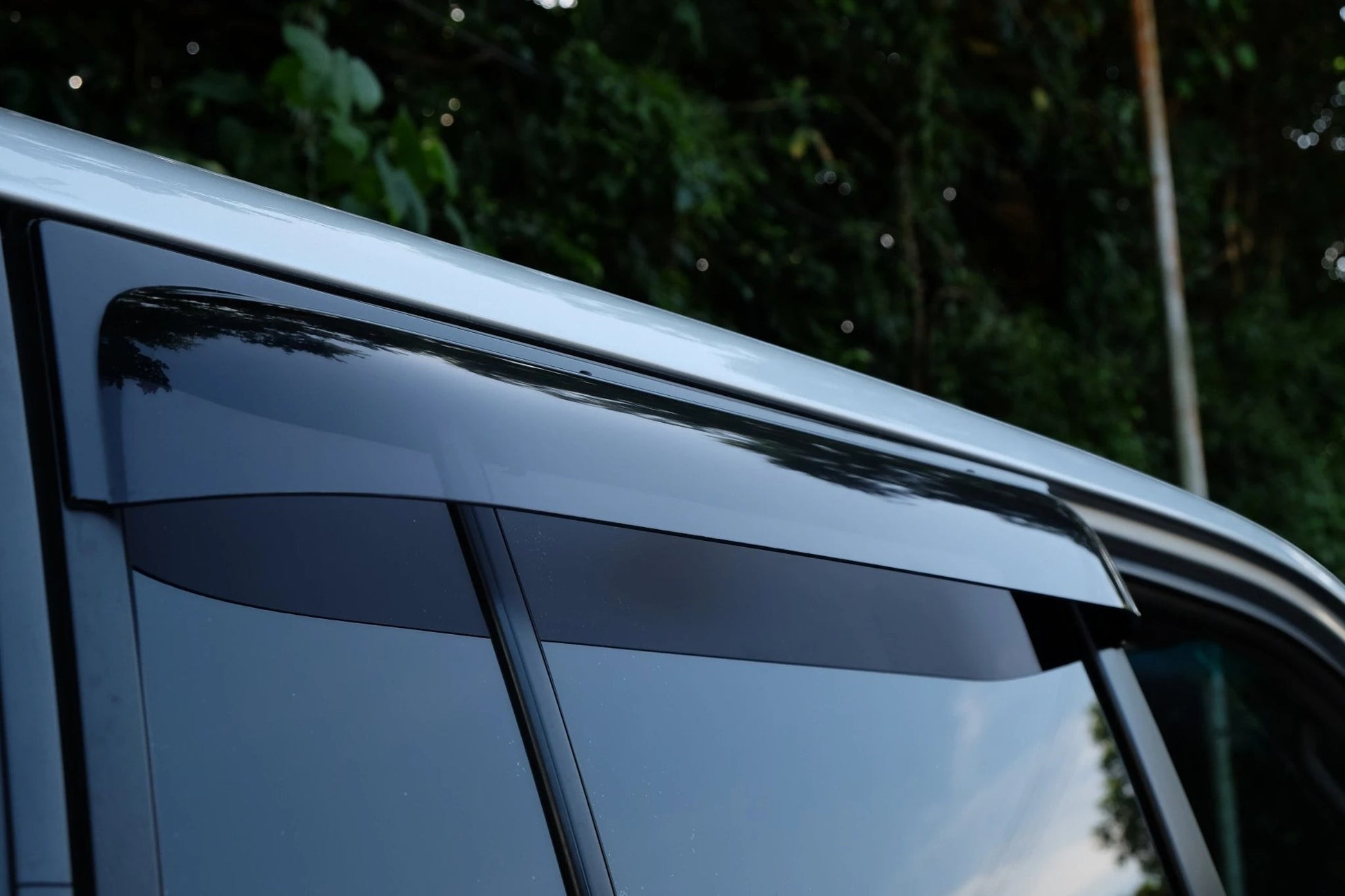 Ninja Cruiser Genuine JDM dark smoke window visors for Toyota Land Cruiser 100 Series & Lexus LX470