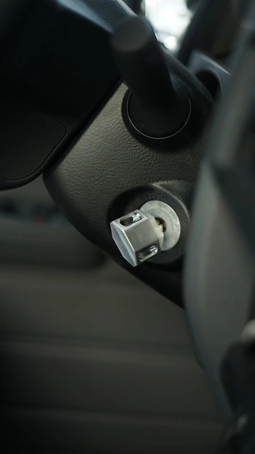 Ninja Cruiser brushed silver metal alloy key blank for Toyota Land Cruiser 70 Series ignition